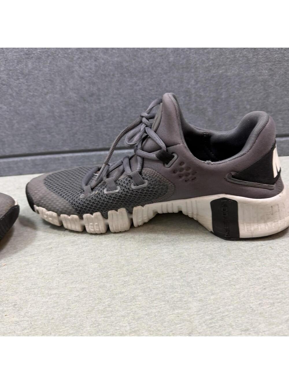 Nike Free Metcon 4 Wolf Grey Men’s 10.5 Great Condition! - Picture 8 of 11